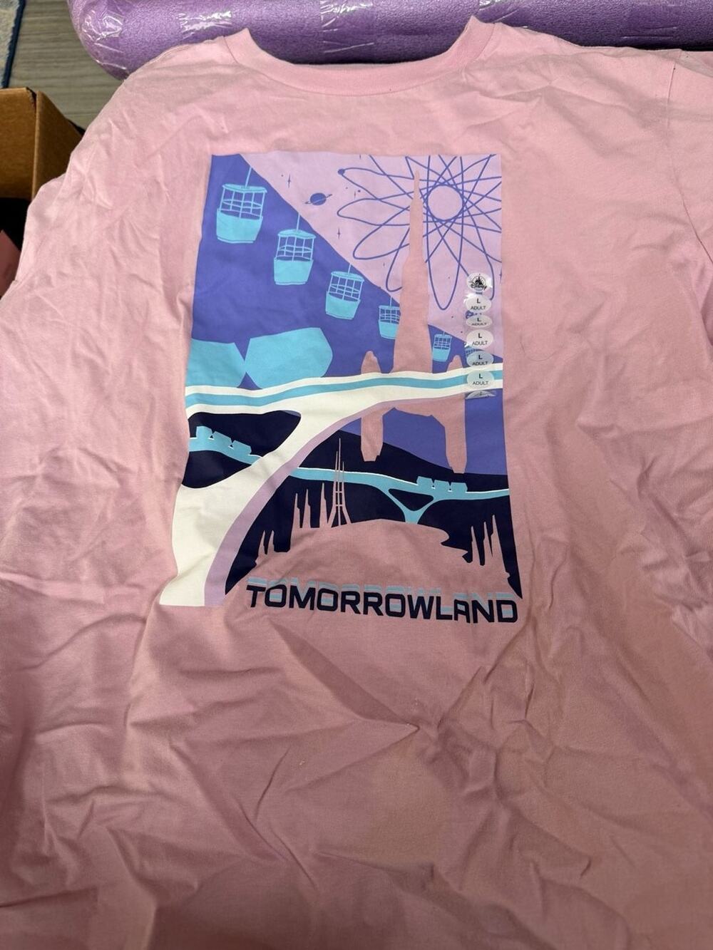Disney Tomorrowland Graphic T-Shirt Pink Size Large